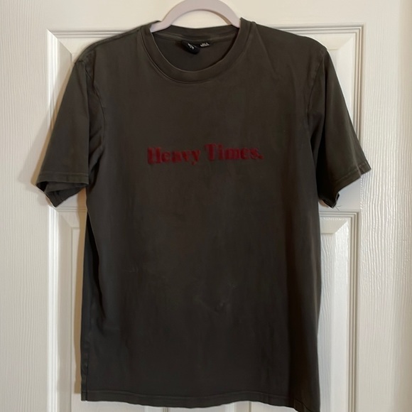 𝅺T-BAR X Cotton On Heavy Times Graphic T-shirt - Medium - Picture 1 of 10